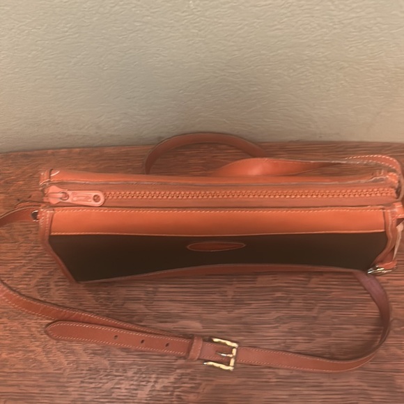 Dooney & Bourke Vintage All Weather Leather Hunter Green and British Tan Bag - Picture 4 of 16